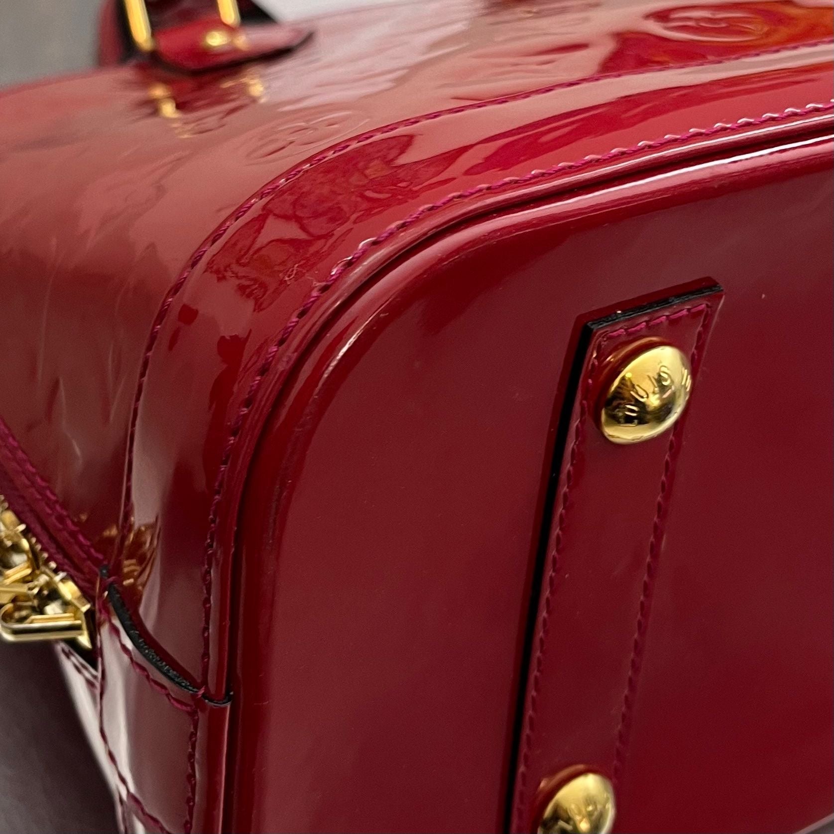 Louis Vuitton Alma PM Vernis