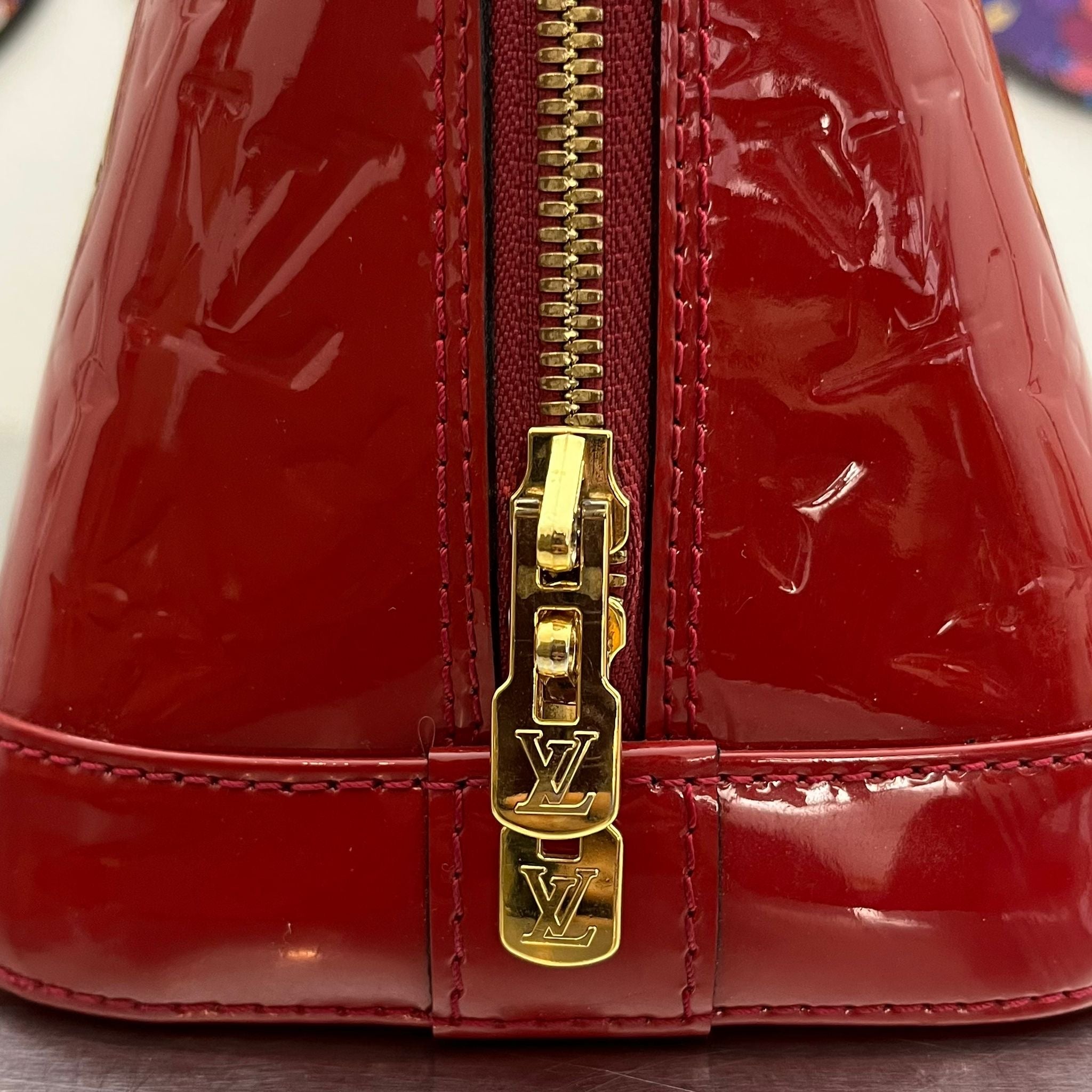 Louis Vuitton Alma PM Vernis