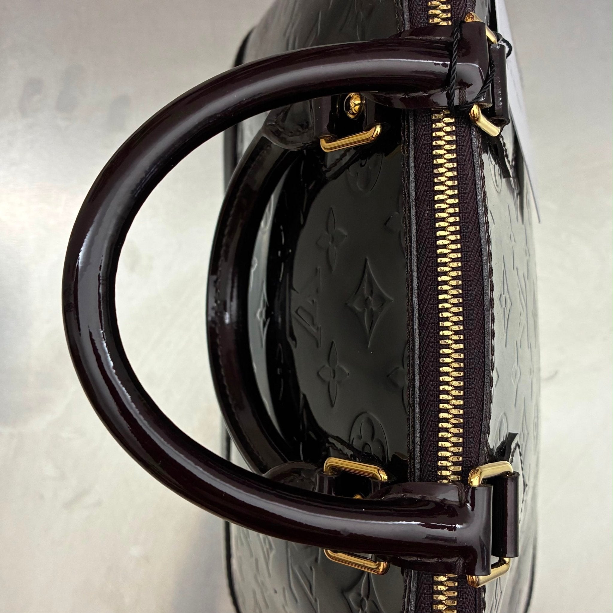 Louis Vuitton Alma PM Vernis