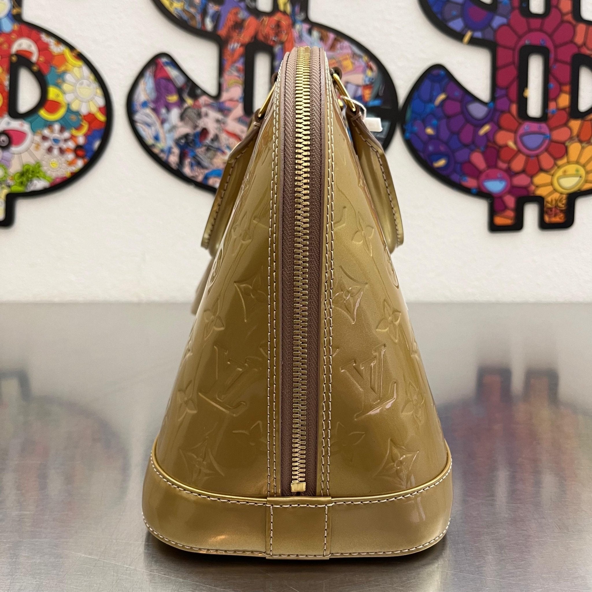 Louis Vuitton Alma PM Vernis Gold