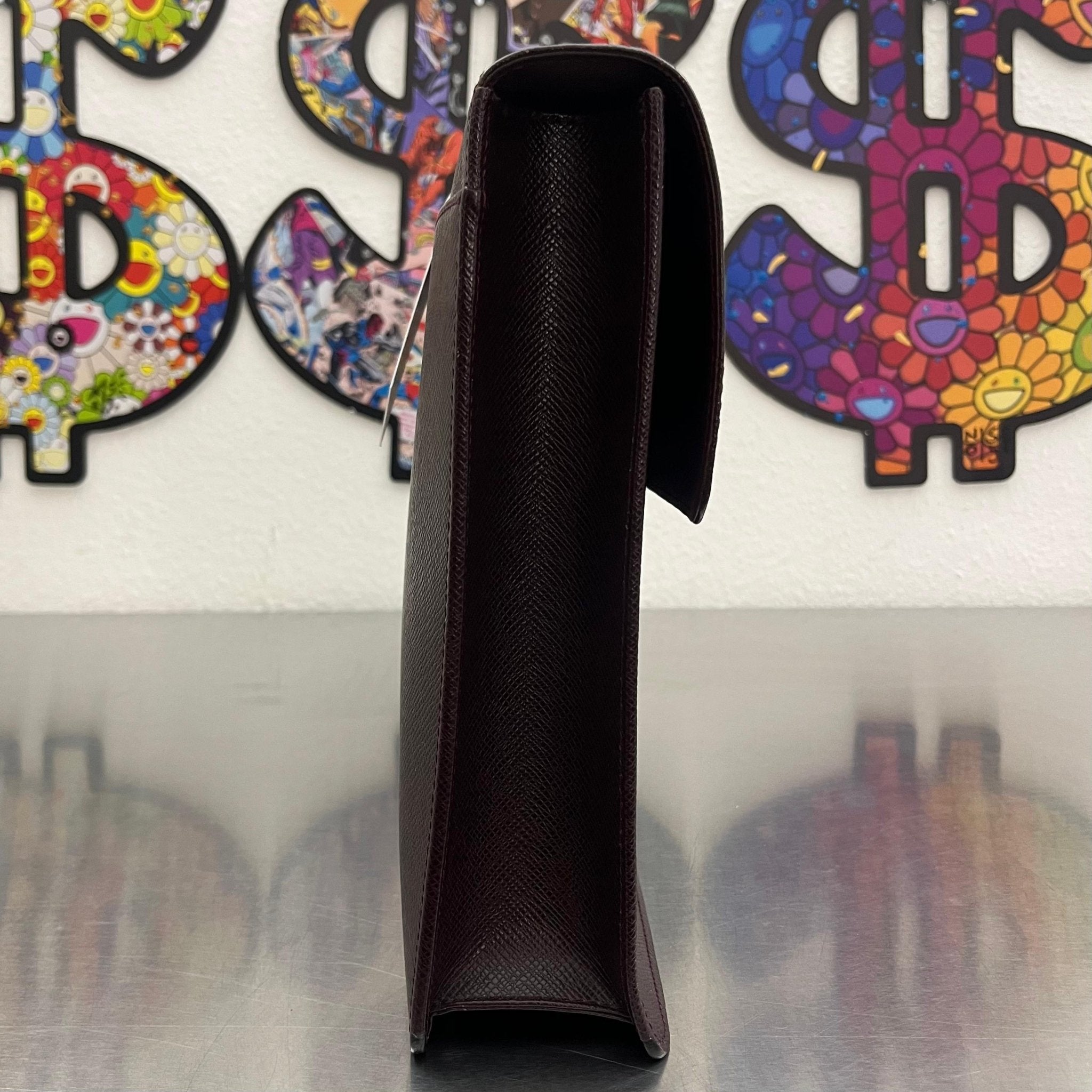 Louis Vuitton Angara Taiga