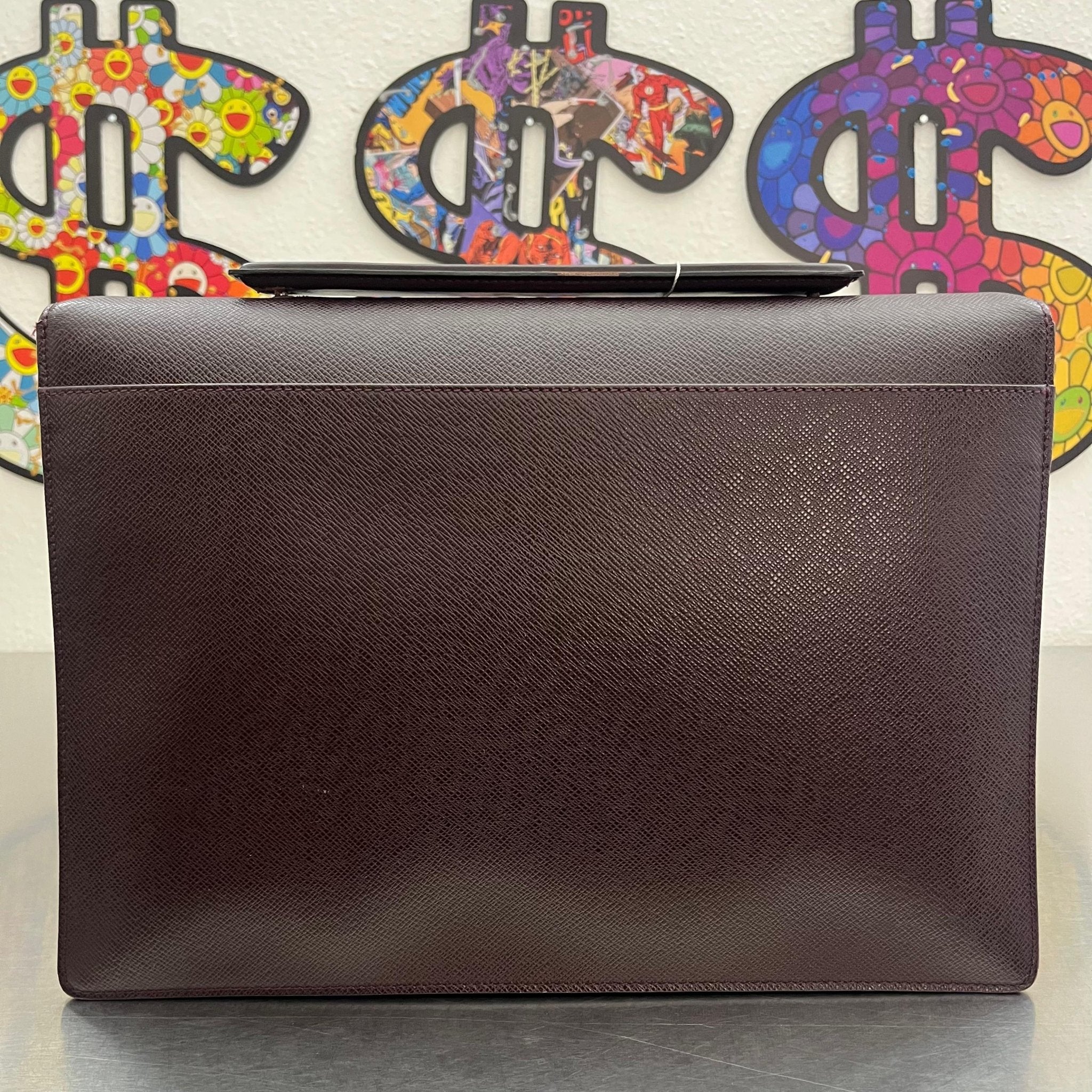 Louis Vuitton Angara Taiga