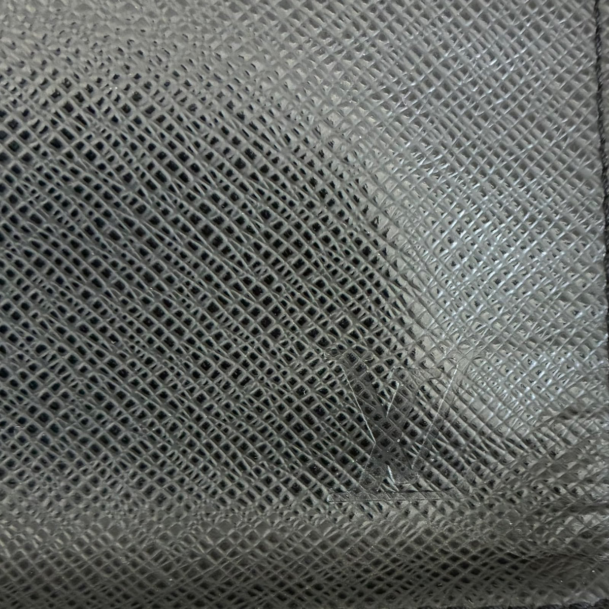 Louis Vuitton Angara Taiga