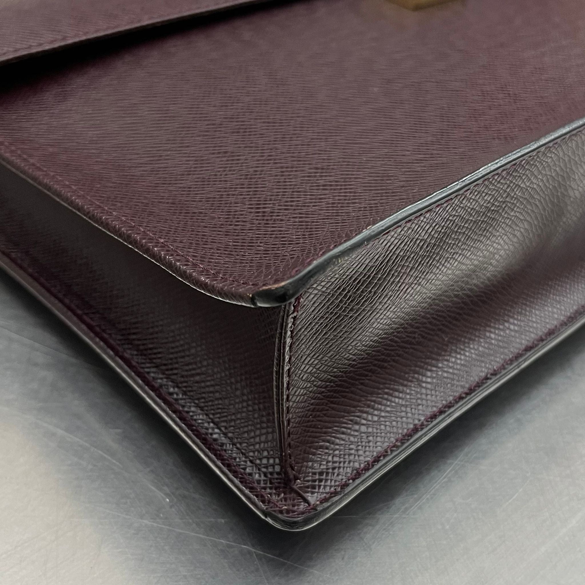 Louis Vuitton Angara Taiga