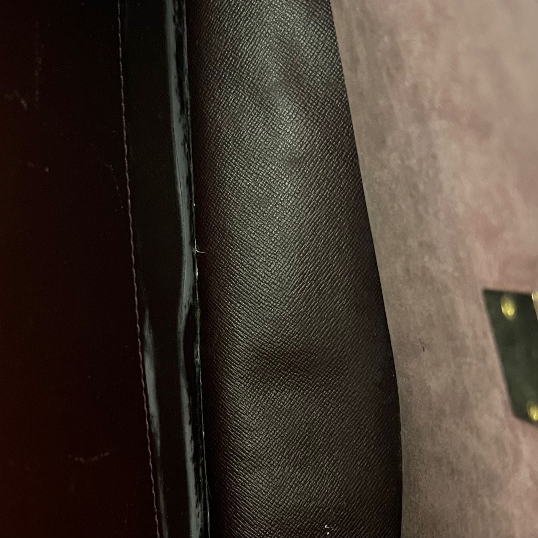 Louis Vuitton Angara Taiga