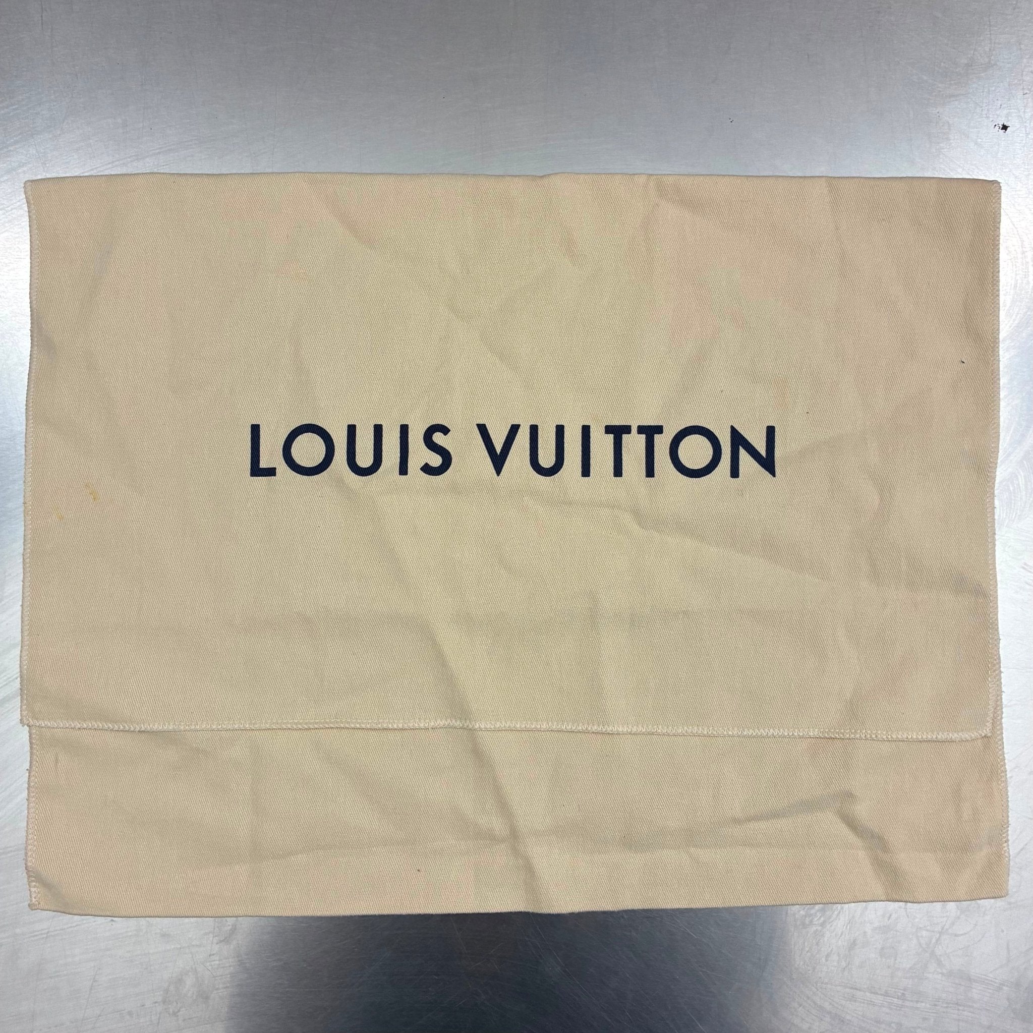 Louis Vuitton Anton Damier Graphite
