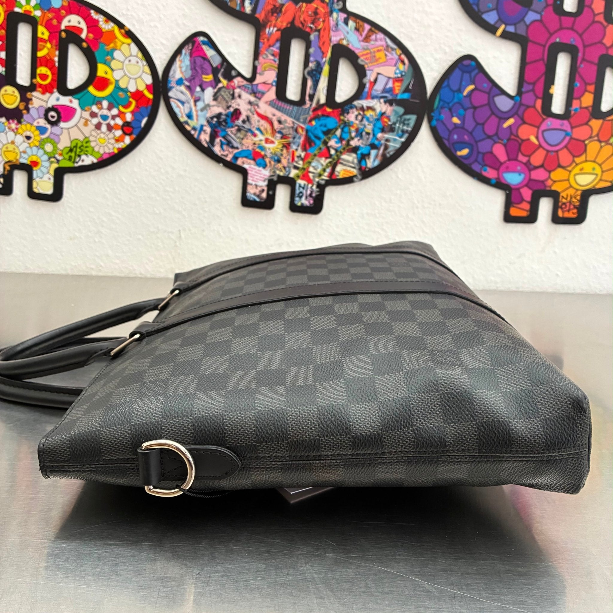 Louis Vuitton Anton Damier Graphite