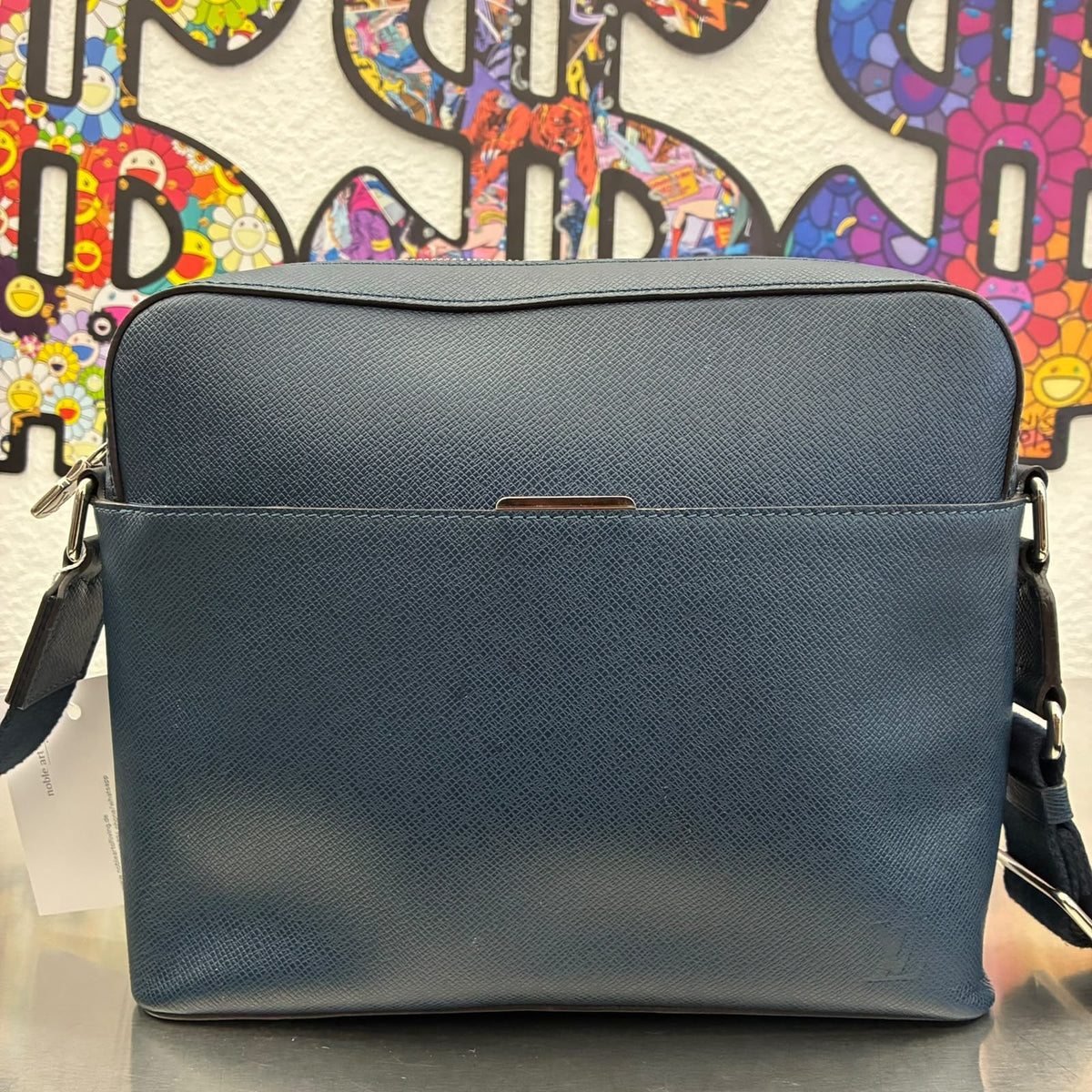 Louis Vuitton Anton Messenger Taiga