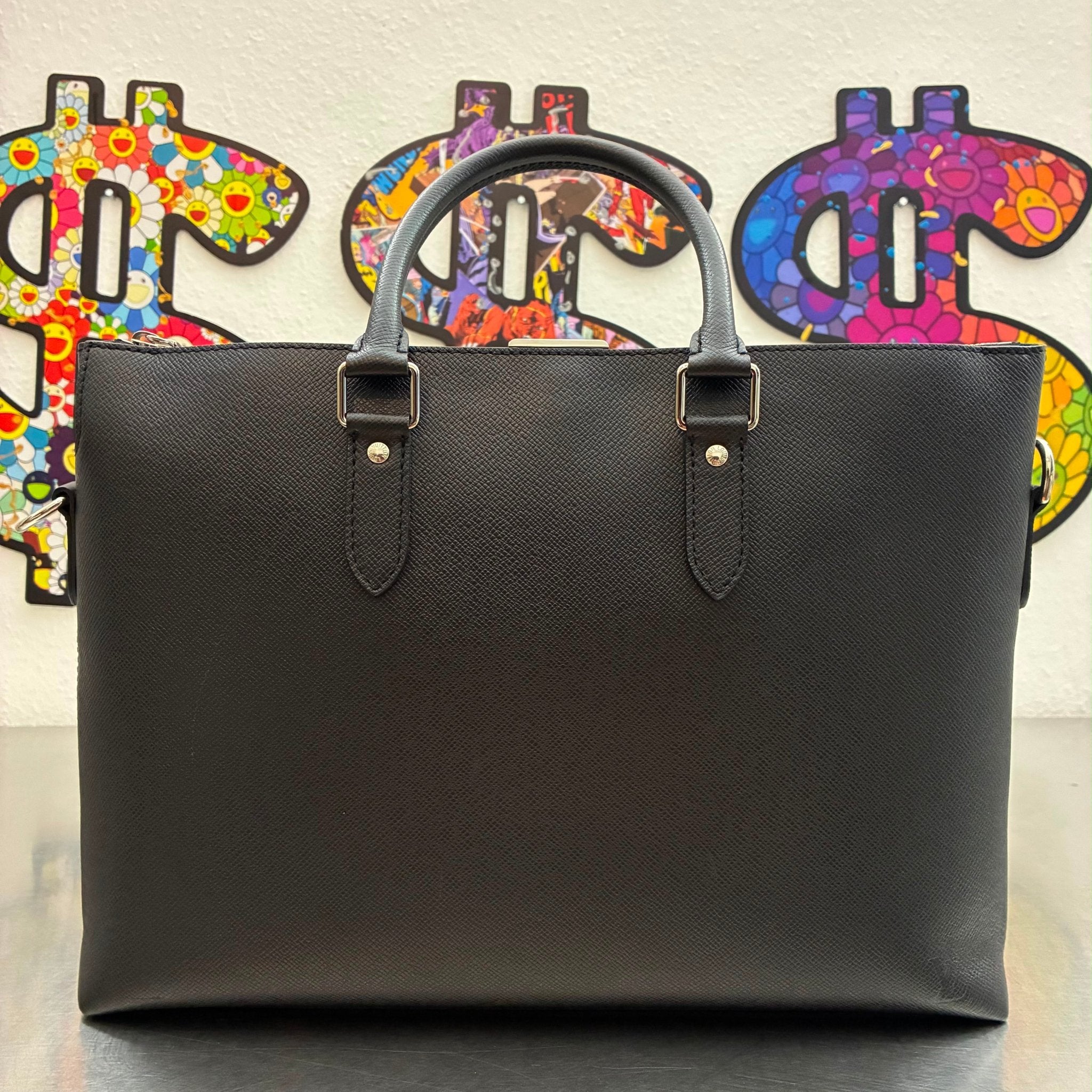 Louis Vuitton Anton Taiga