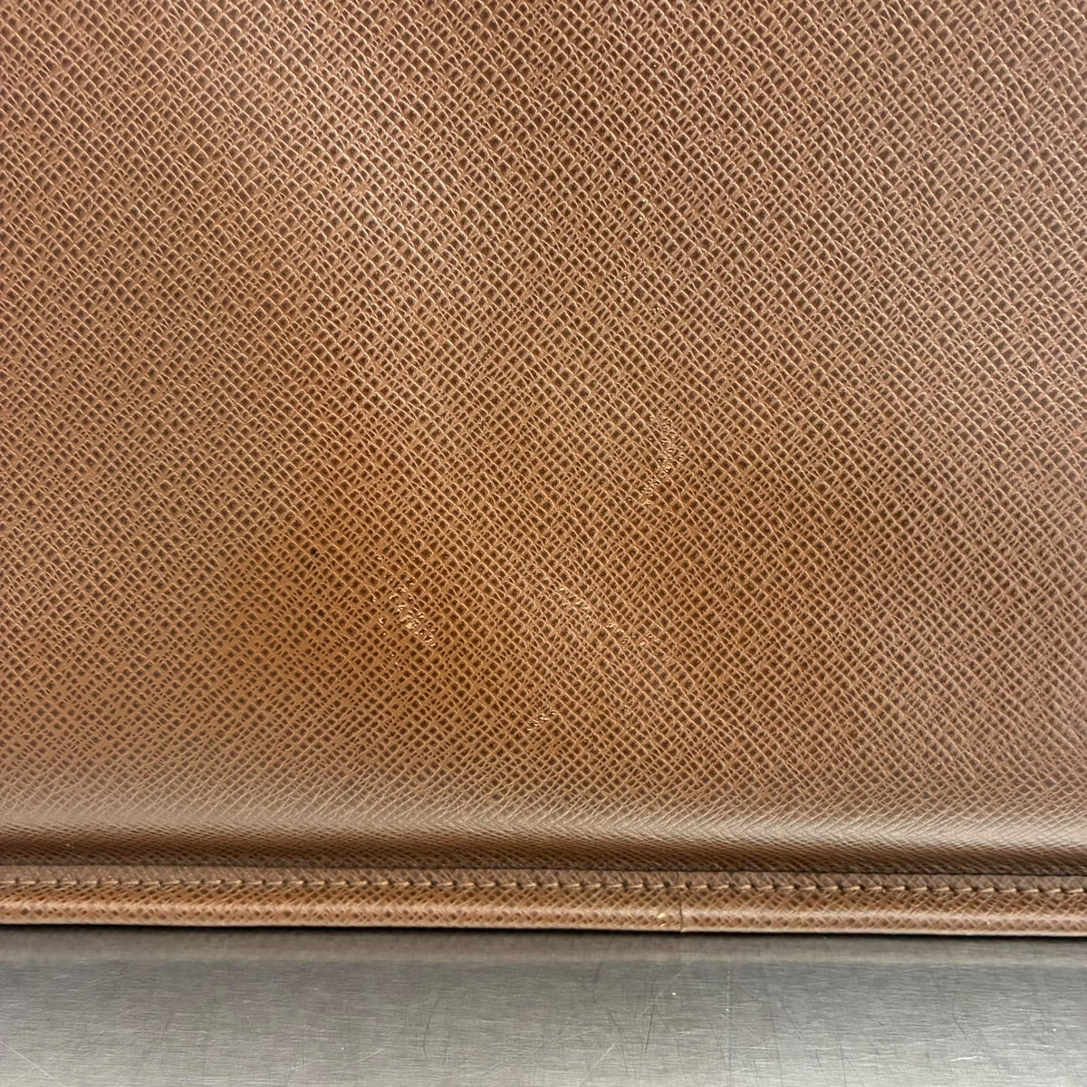 Louis Vuitton Anton Taiga
