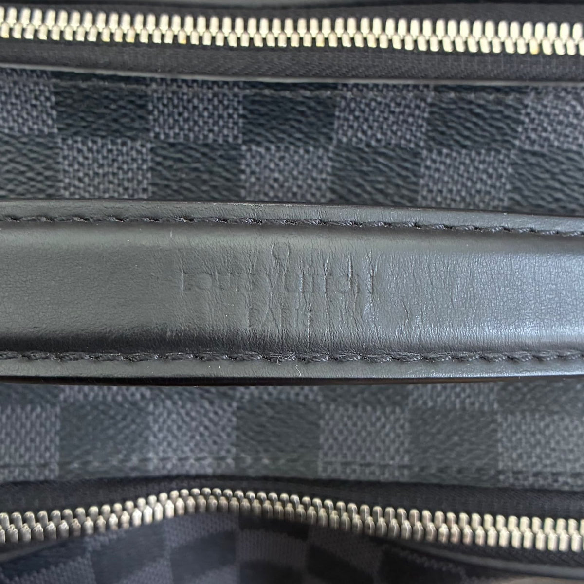 Louis Vuitton Avenue Rucksack Damier Graphite