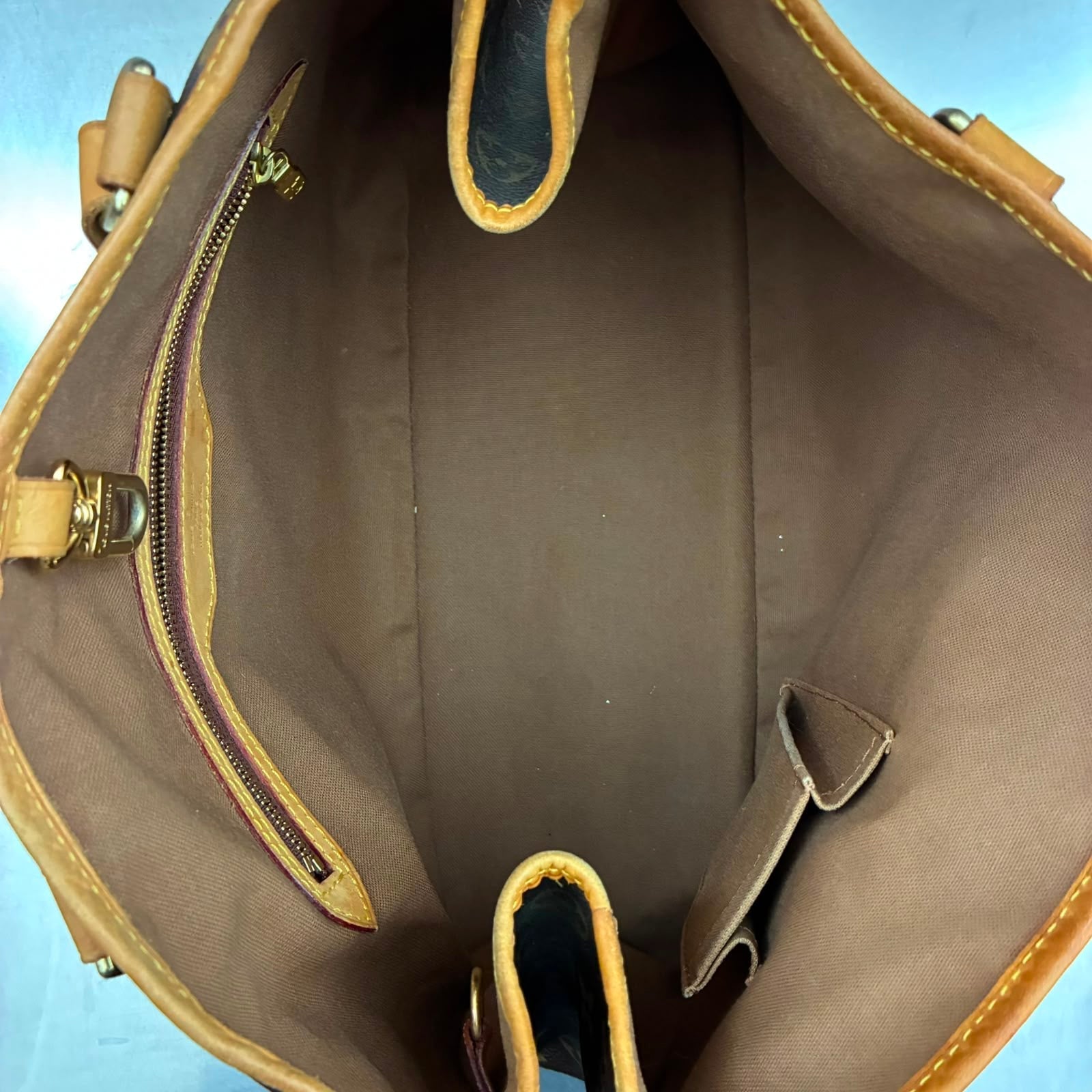 Louis Vuitton Batignolles Monogram