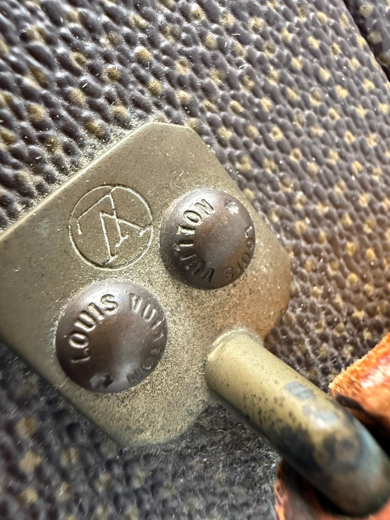 Louis Vuitton Bisten 60