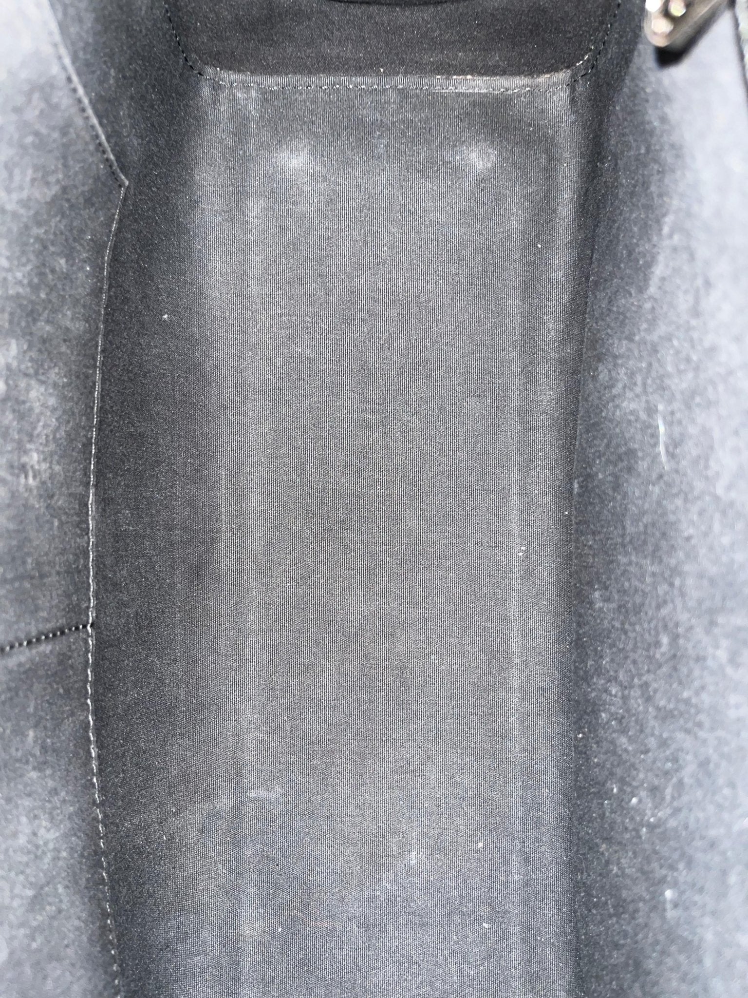 Louis Vuitton Blair MM Electric Epi