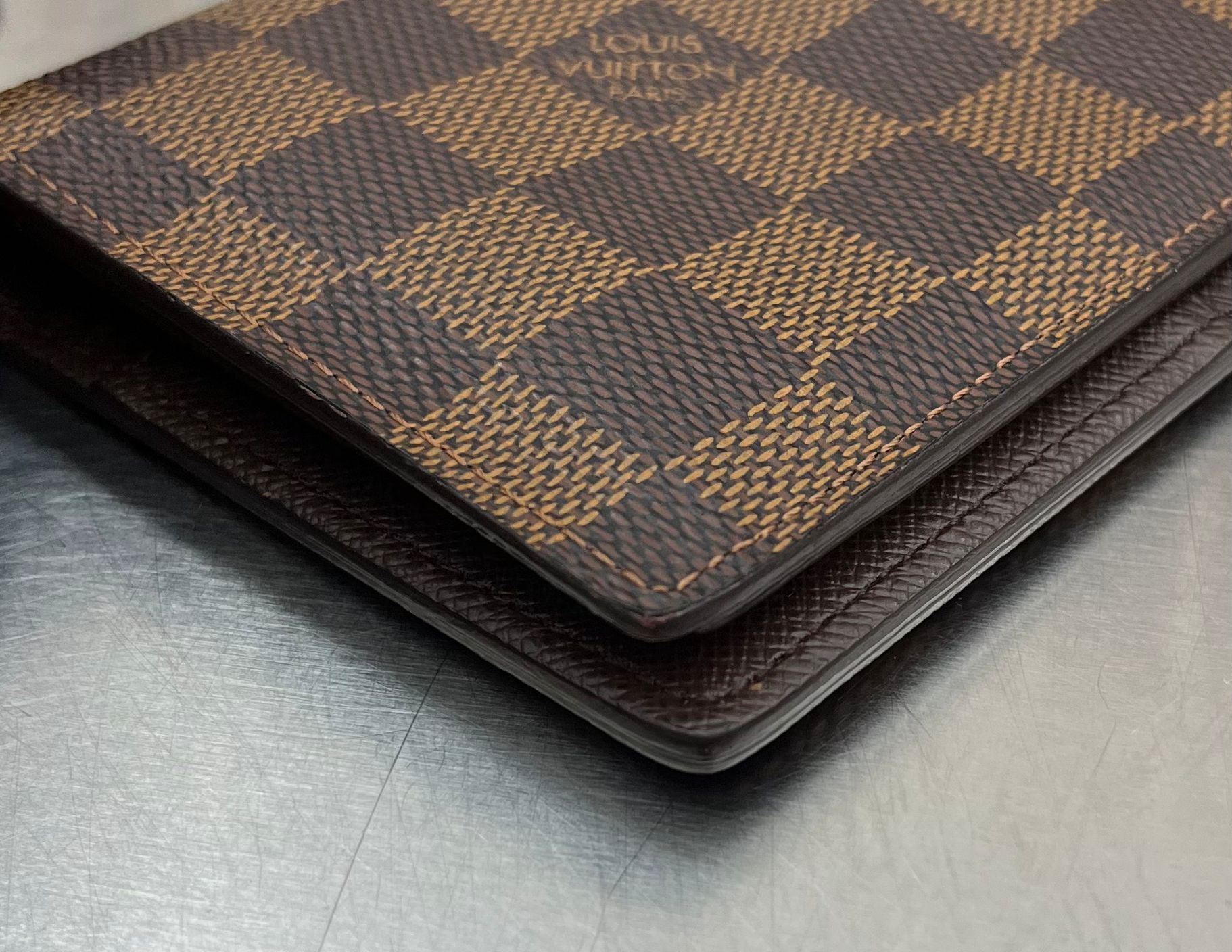Louis Vuitton Brazza Damier