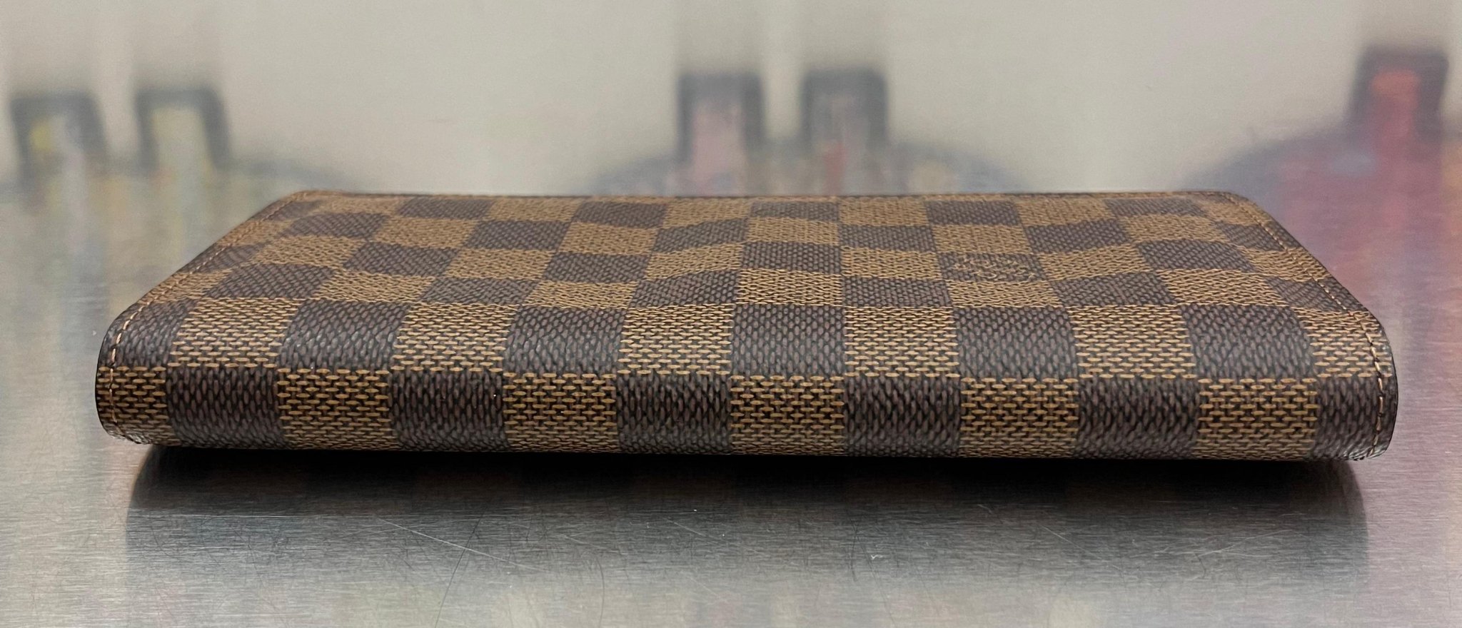 Louis Vuitton Brazza Damier
