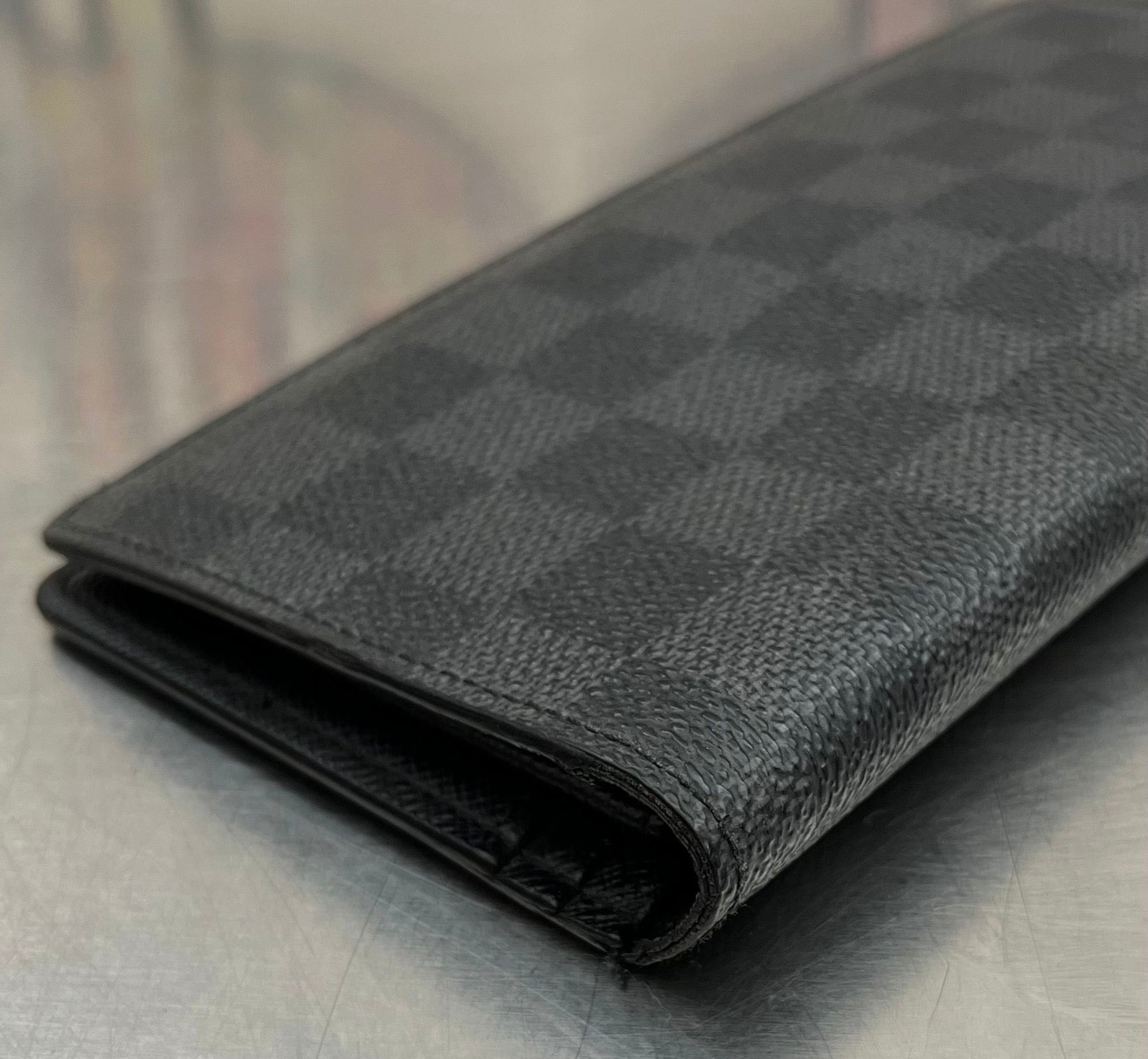 Louis Vuitton Brazza Damier Graphite
