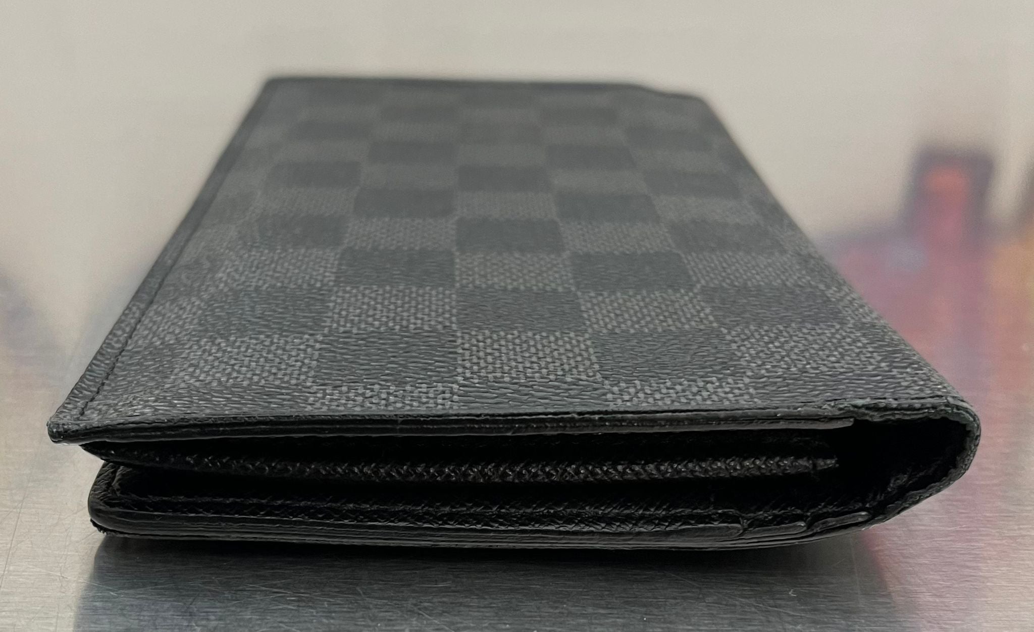 Louis Vuitton Brazza Damier Graphite