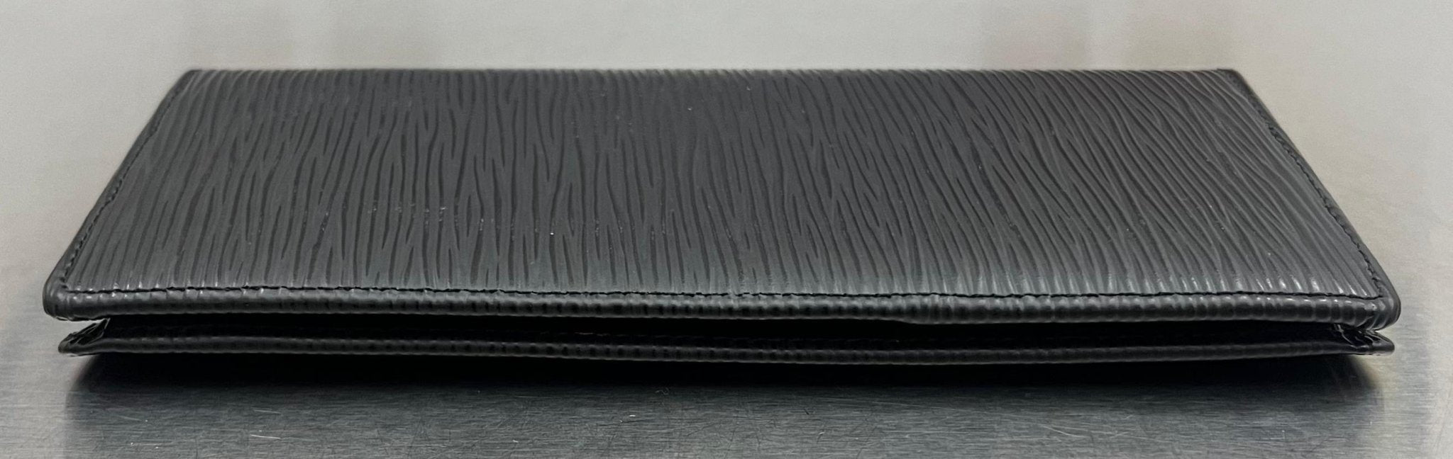 Louis Vuitton Brazza Epi