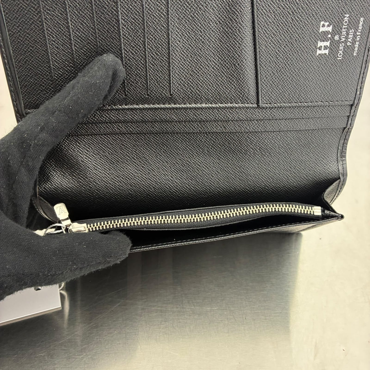 Louis Vuitton Brazza Epi mit Münzfach (Initialen H.F)