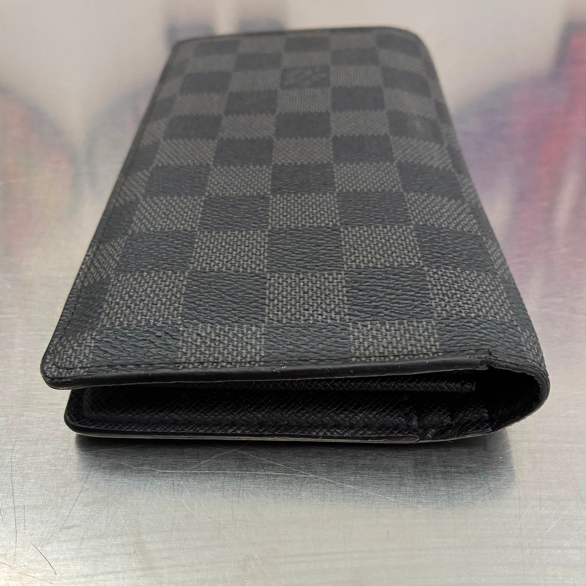 Louis Vuitton Brazza mit Münzfach Damier Graphit