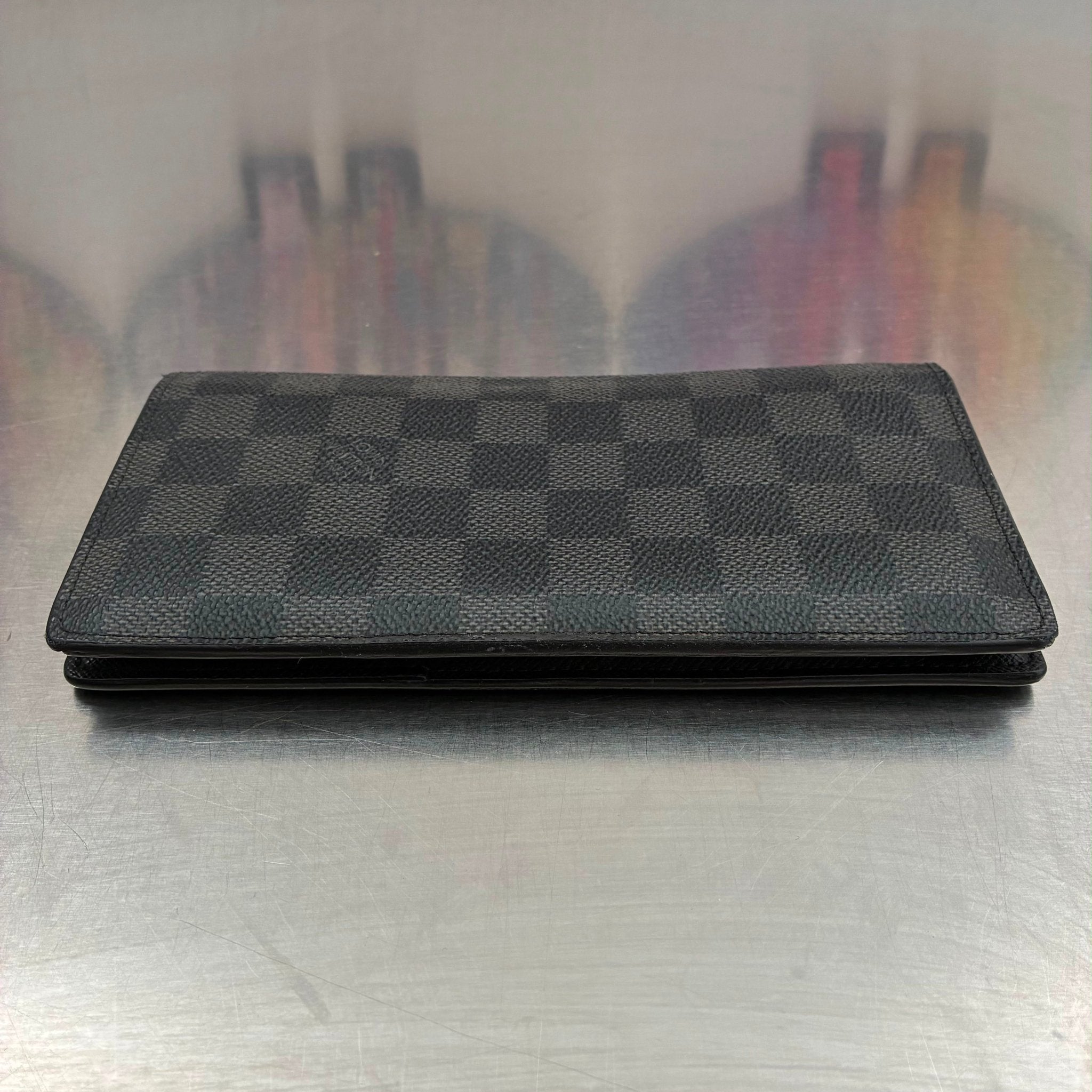 Louis Vuitton Brazza mit Münzfach Damier Graphit