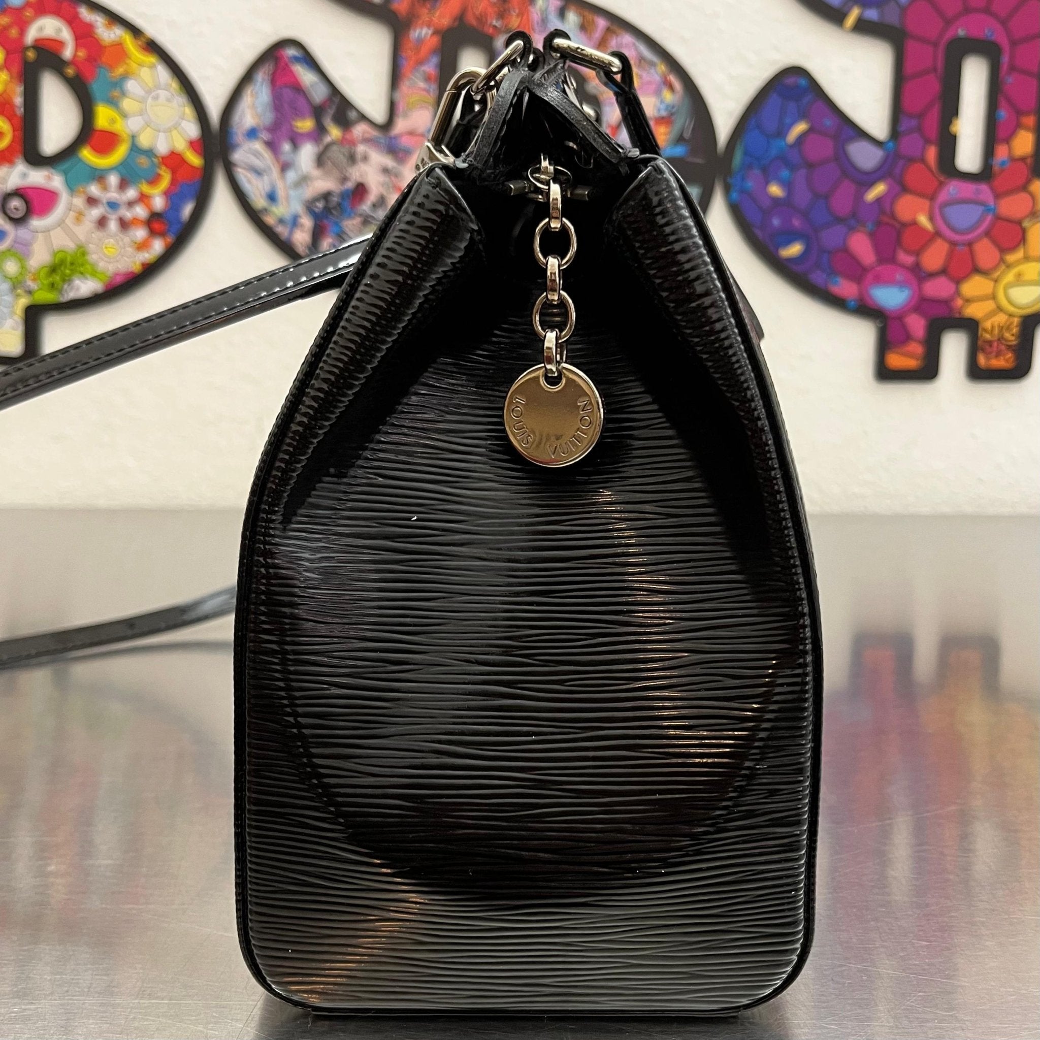Louis Vuitton Brea MM Epi Electric
