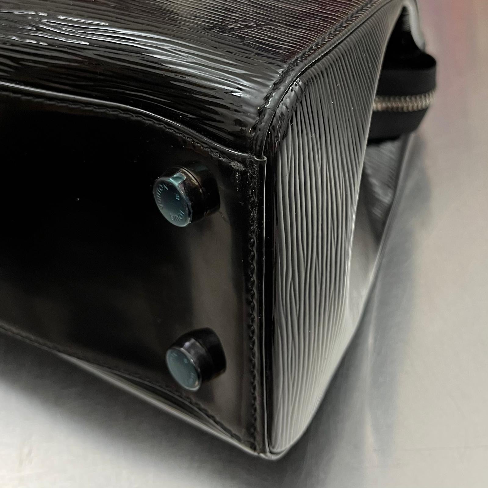 Louis Vuitton Brea MM Epi Electric