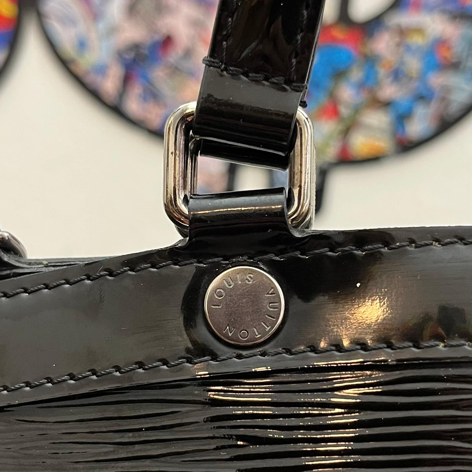 Louis Vuitton Brea MM Epi Electric