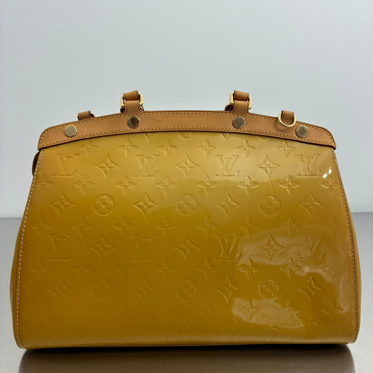 Louis Vuitton Brea MM Vernis