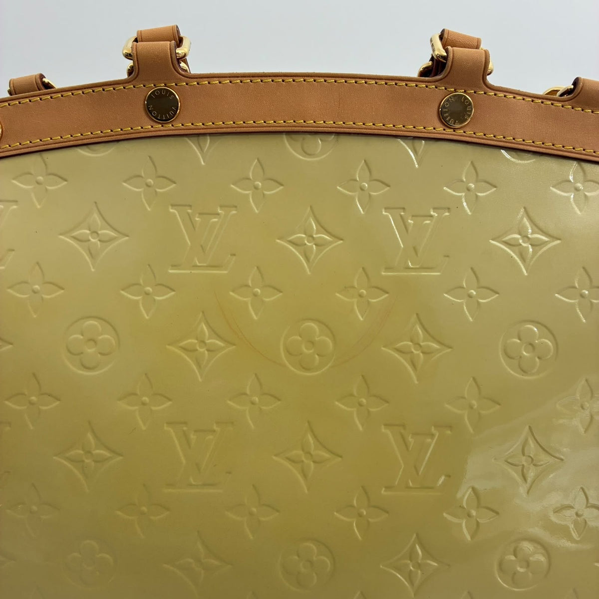 Louis Vuitton Brea MM Vernis
