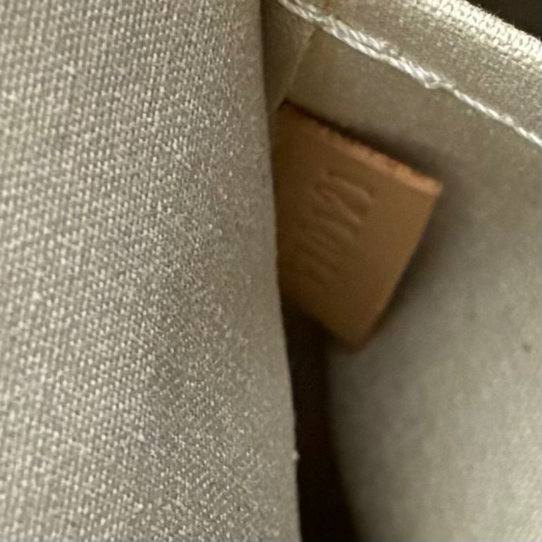 Louis Vuitton Brea MM Vernis