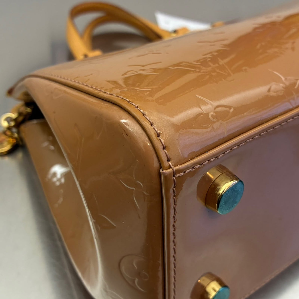 Louis Vuitton Brea MM Vernis