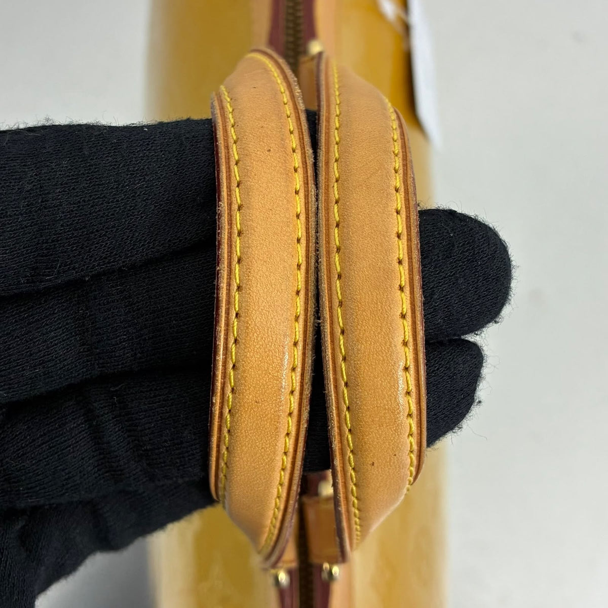 Louis Vuitton Brea MM Vernis