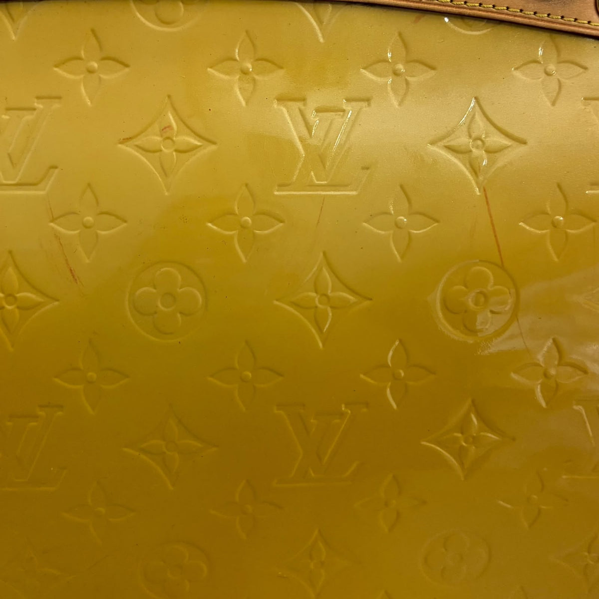 Louis Vuitton Brea MM Vernis