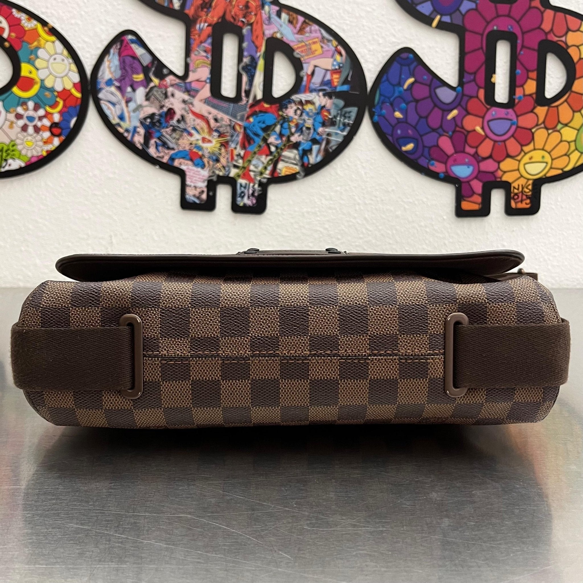 Louis Vuitton Brooklyn Messenger Damier