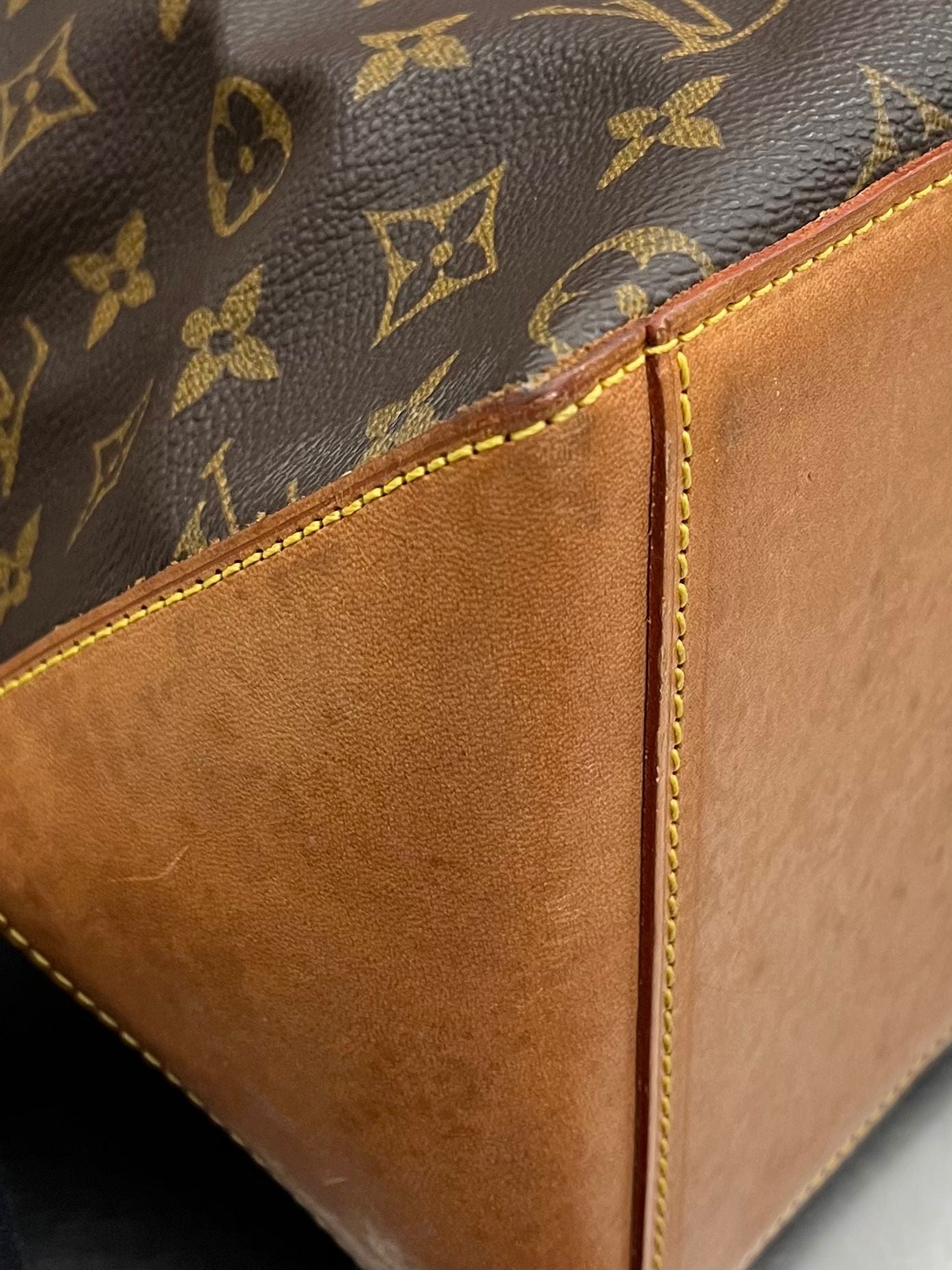 Louis Vuitton Cabas Mezzo