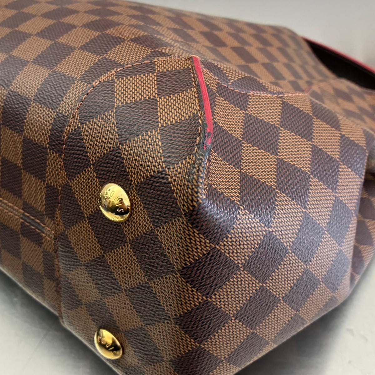 Louis Vuitton Caissa Damier Ebene