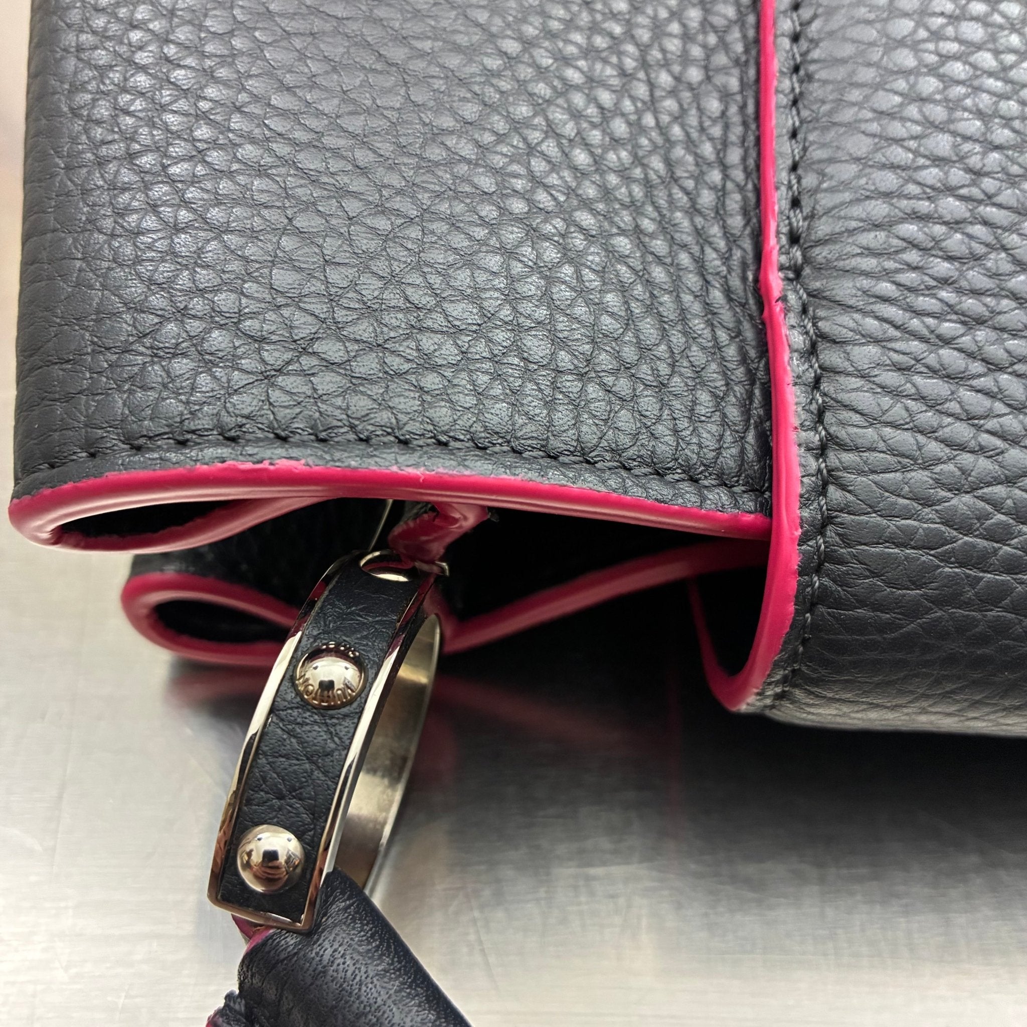 Louis Vuitton Capucines MM