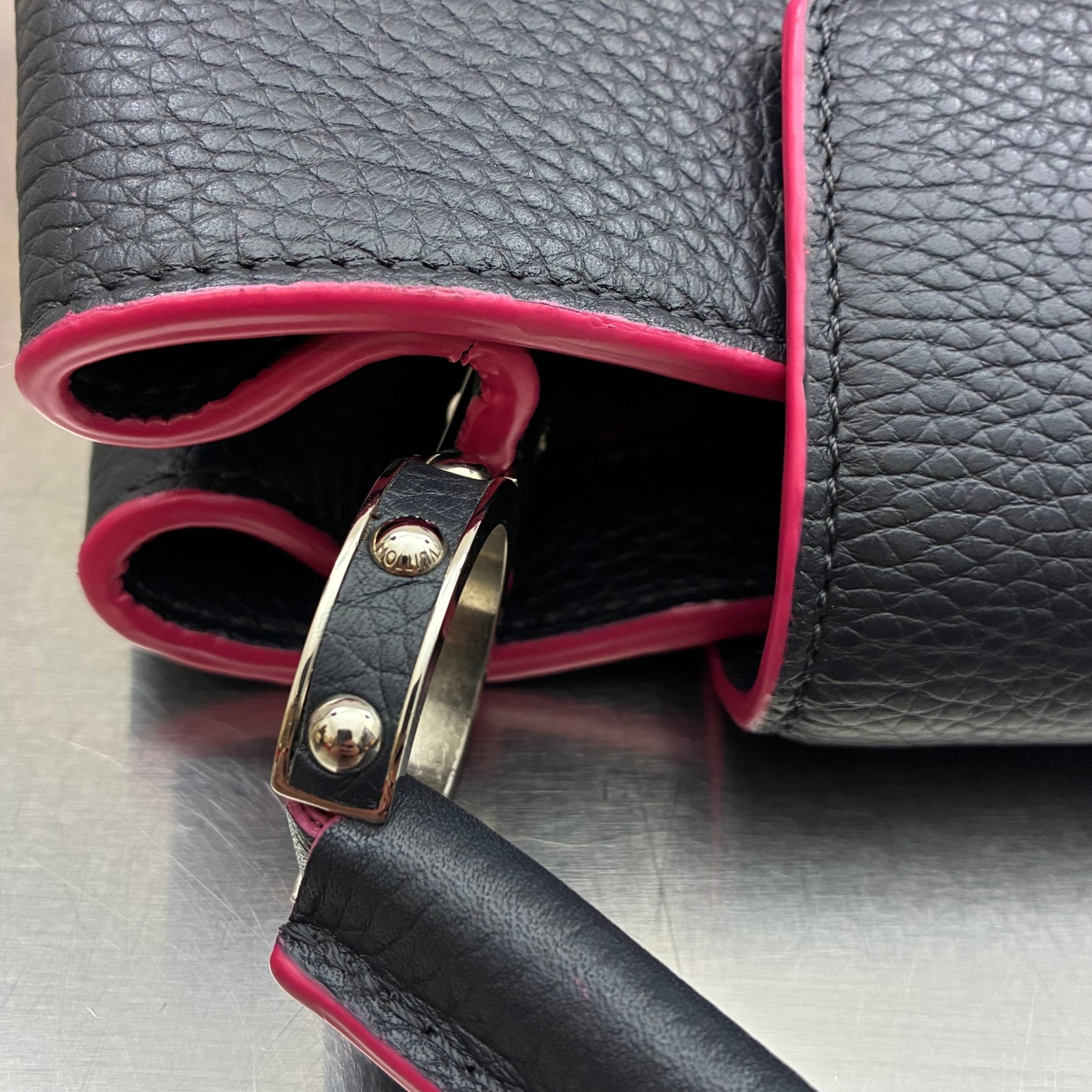 Louis Vuitton Capucines MM