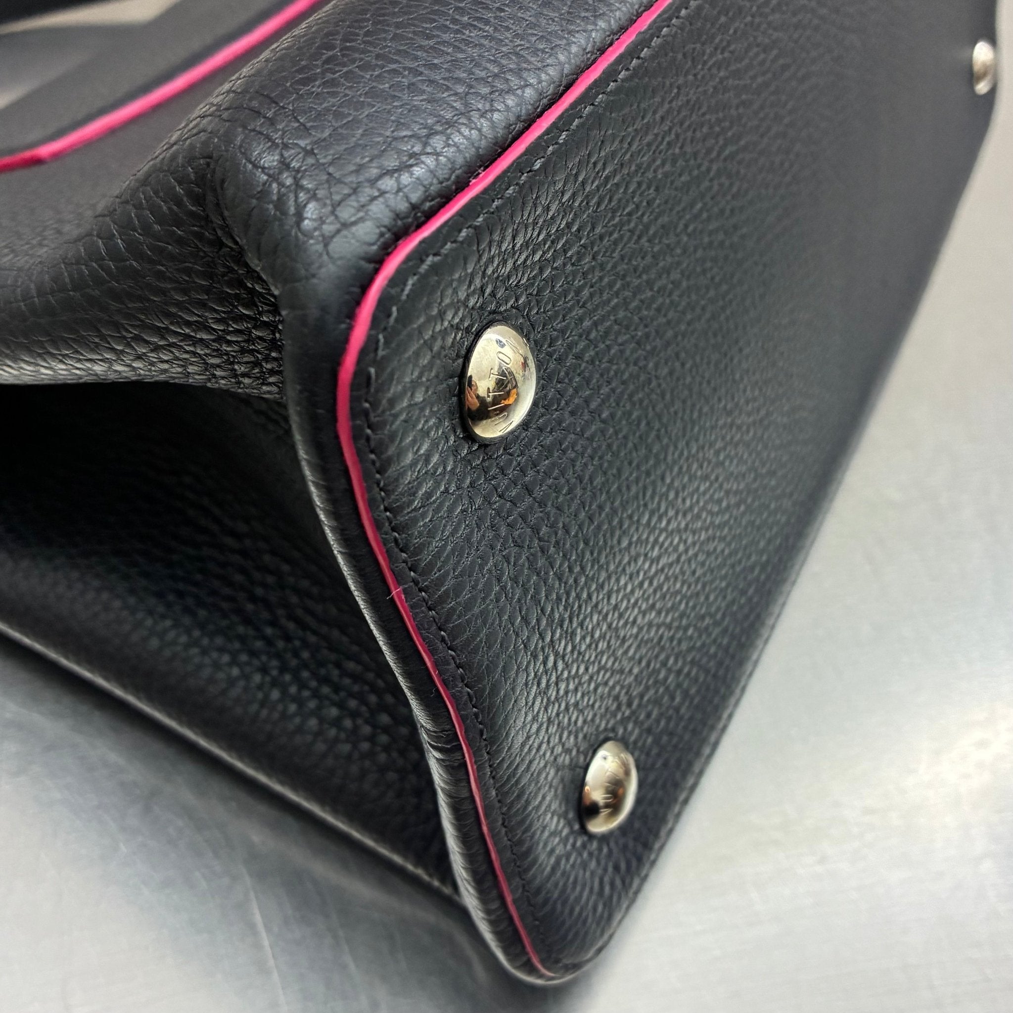 Louis Vuitton Capucines MM