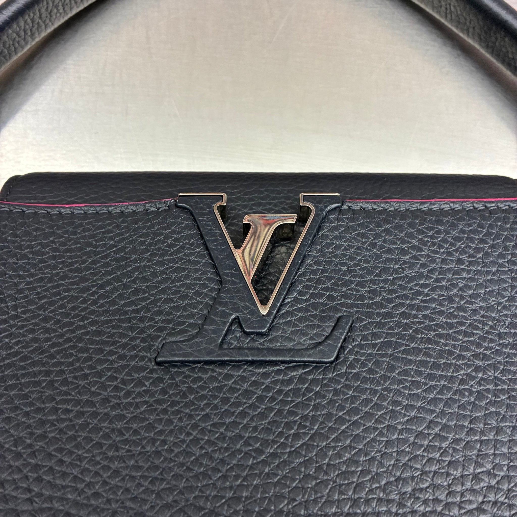 Louis Vuitton Capucines MM
