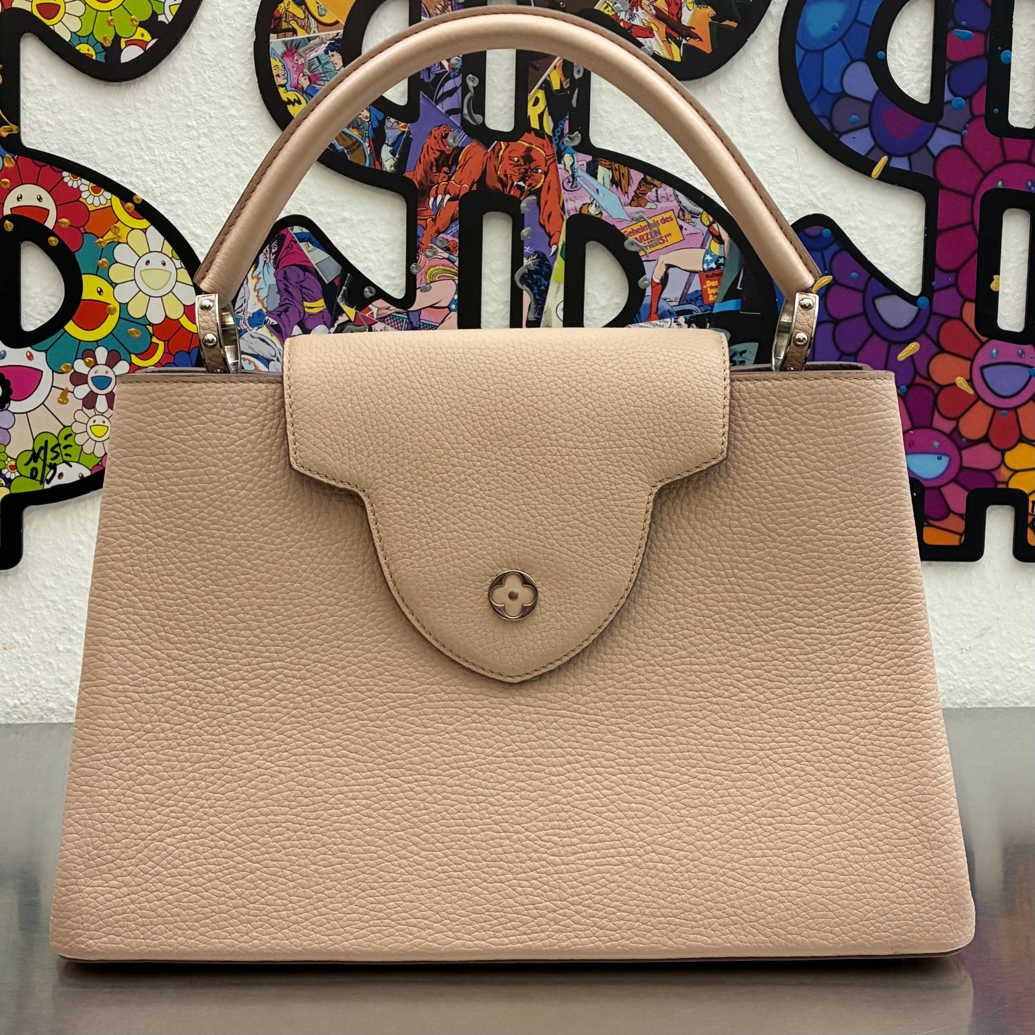 Louis Vuitton Capucines MM