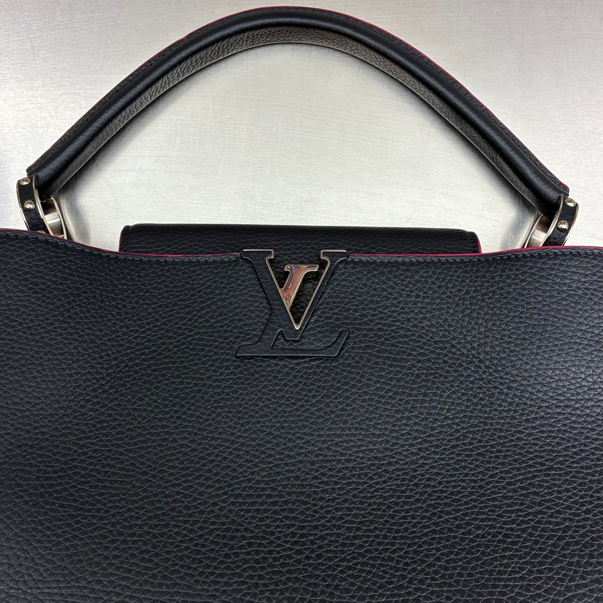 Louis Vuitton Capucines MM