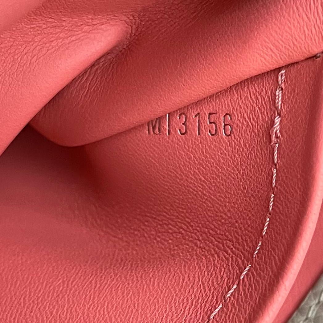 Louis Vuitton Capucines MM