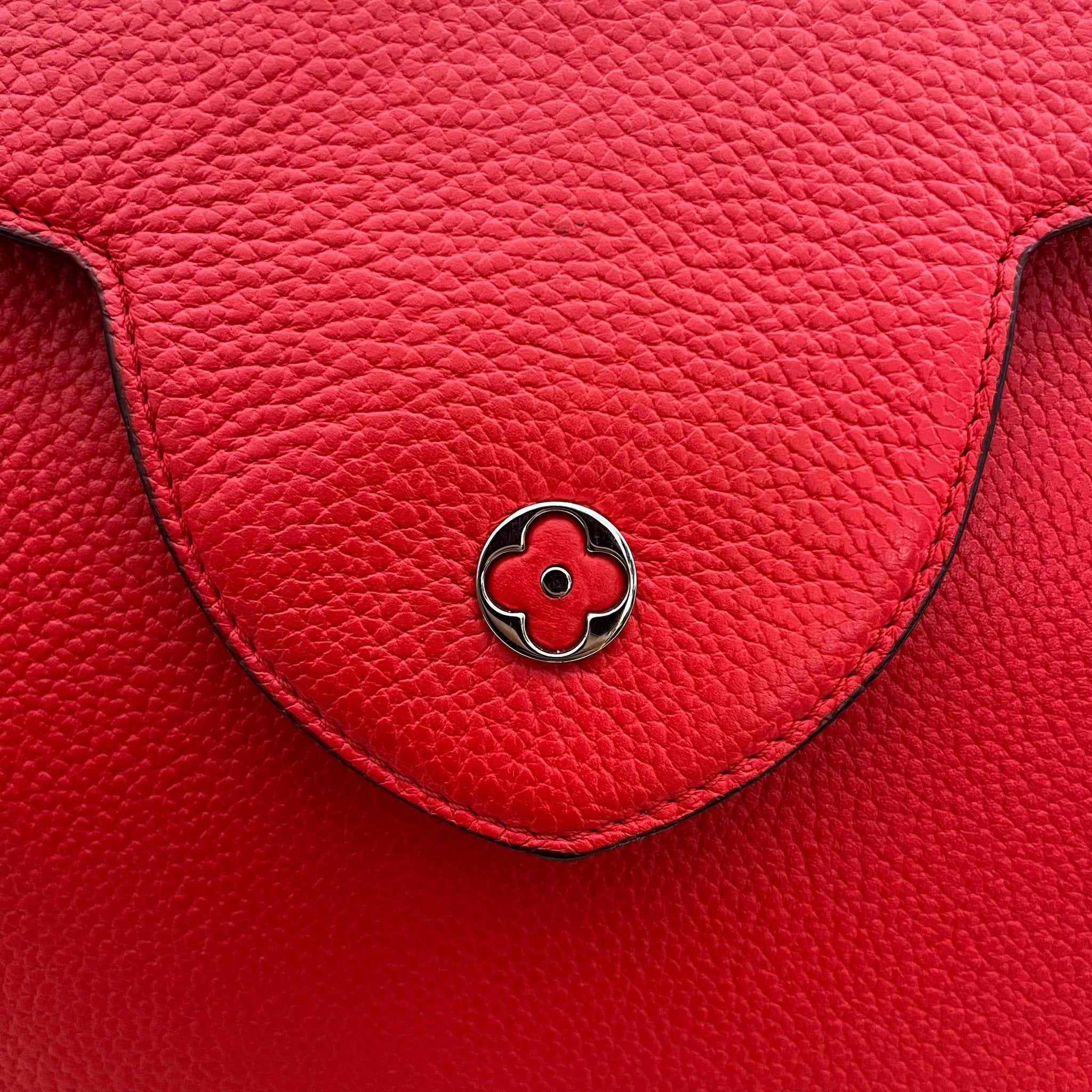 Louis Vuitton Capucines MM