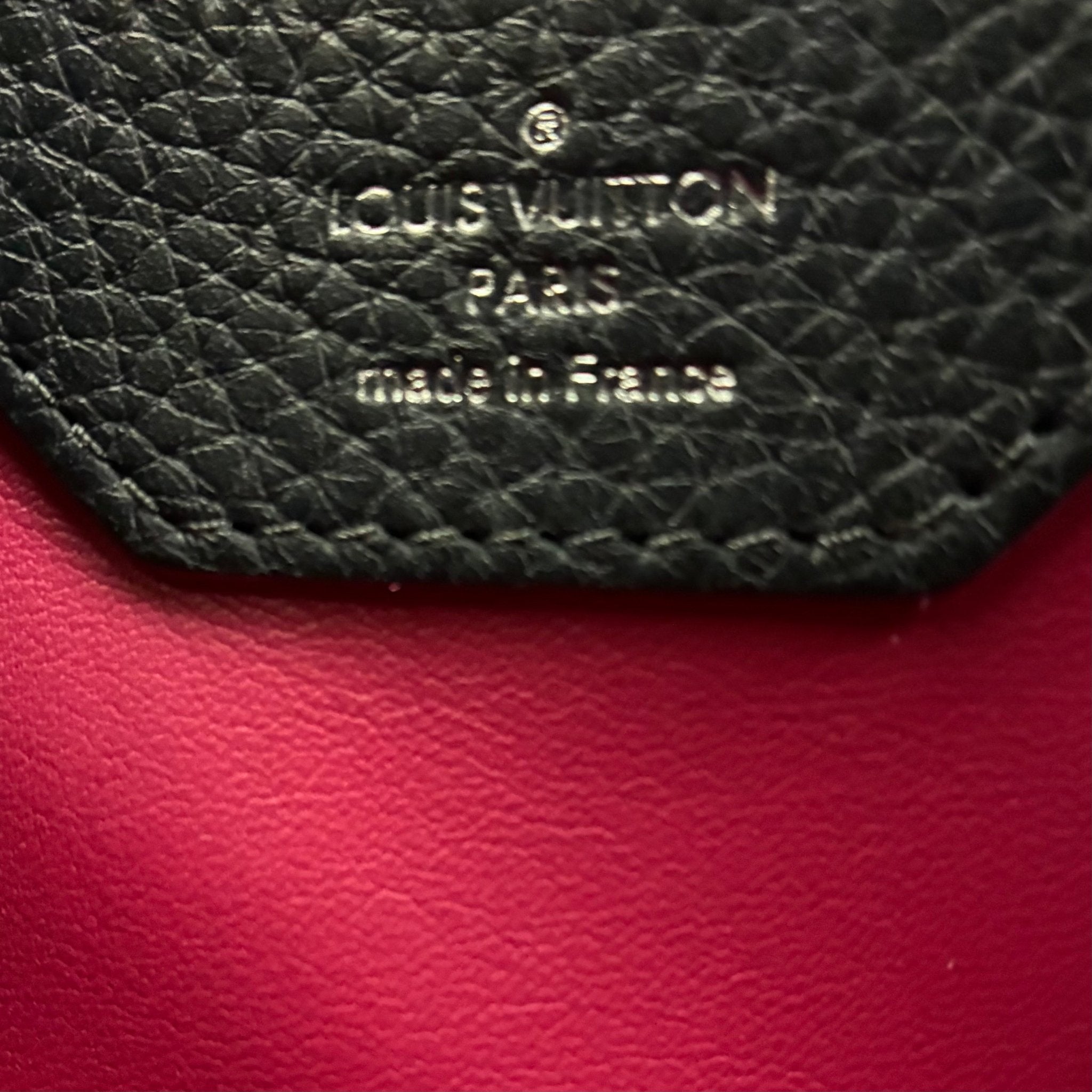 Louis Vuitton Capucines MM