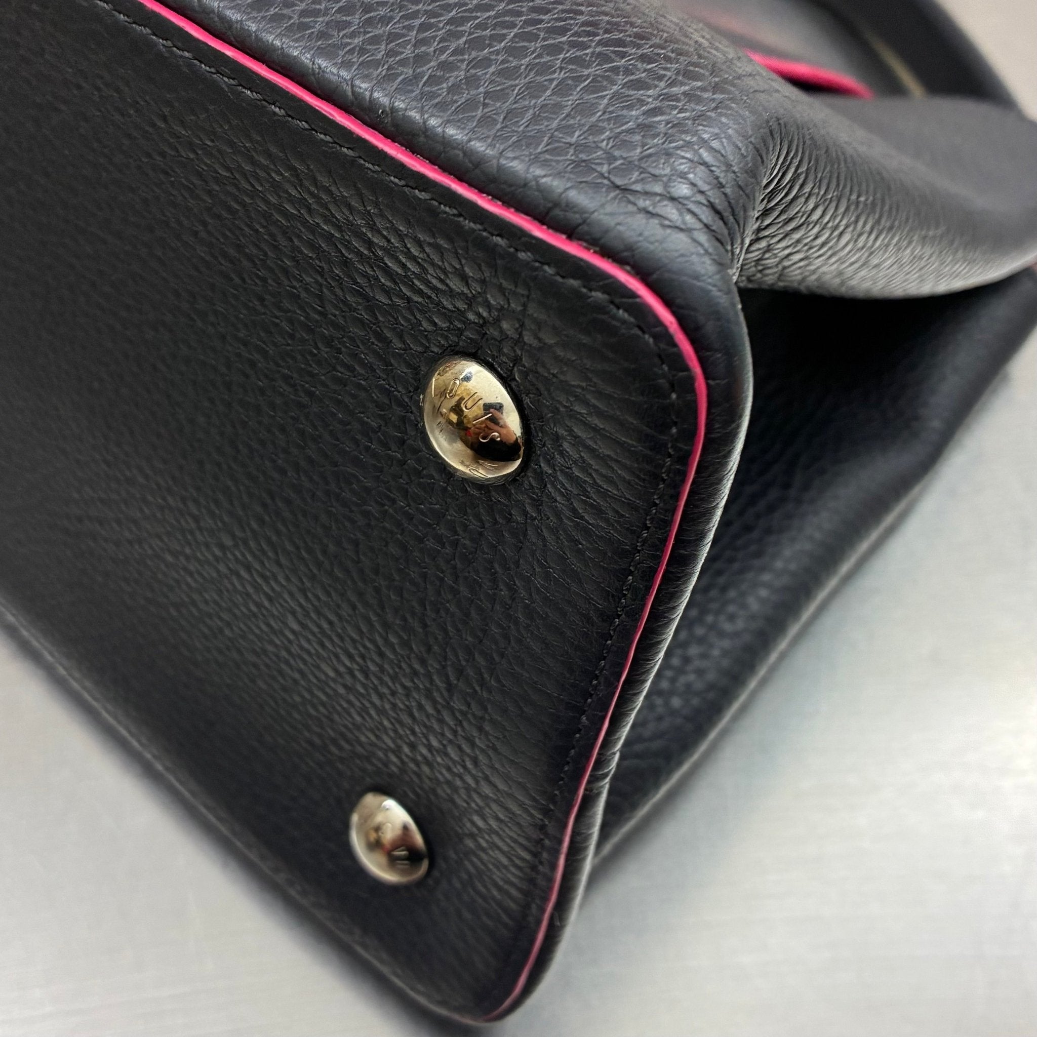 Louis Vuitton Capucines MM