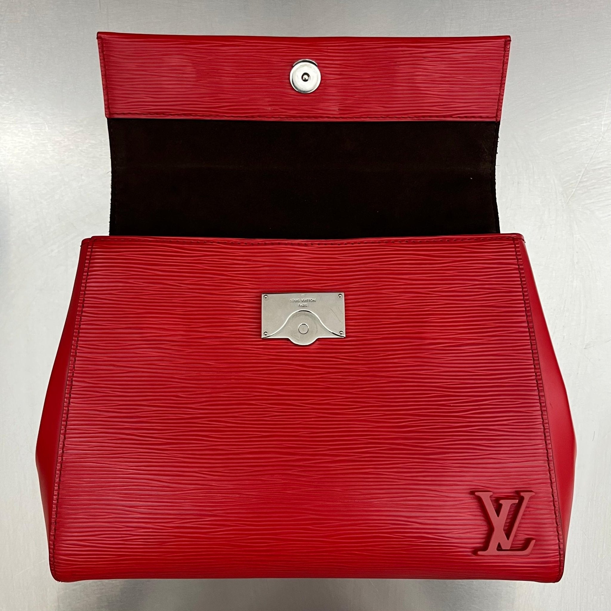 Louis Vuitton Cluny BB Epi