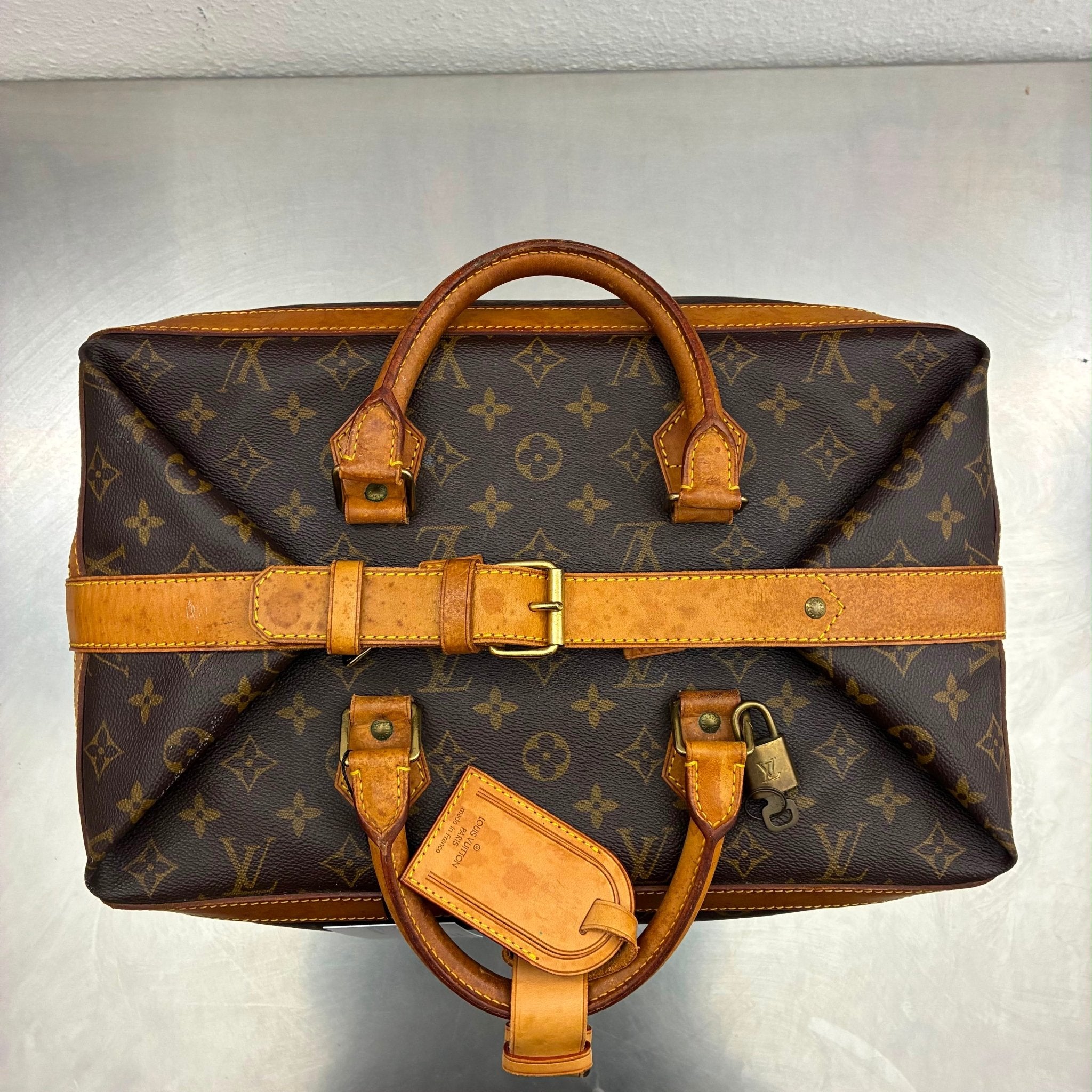 Louis Vuitton Cruiser 40 Monogram